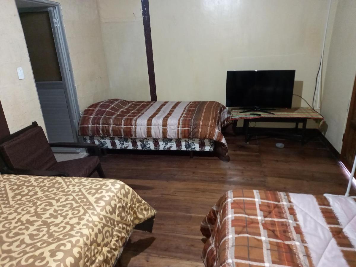 Montano Camping & Hostel Baños Dış mekan fotoğraf