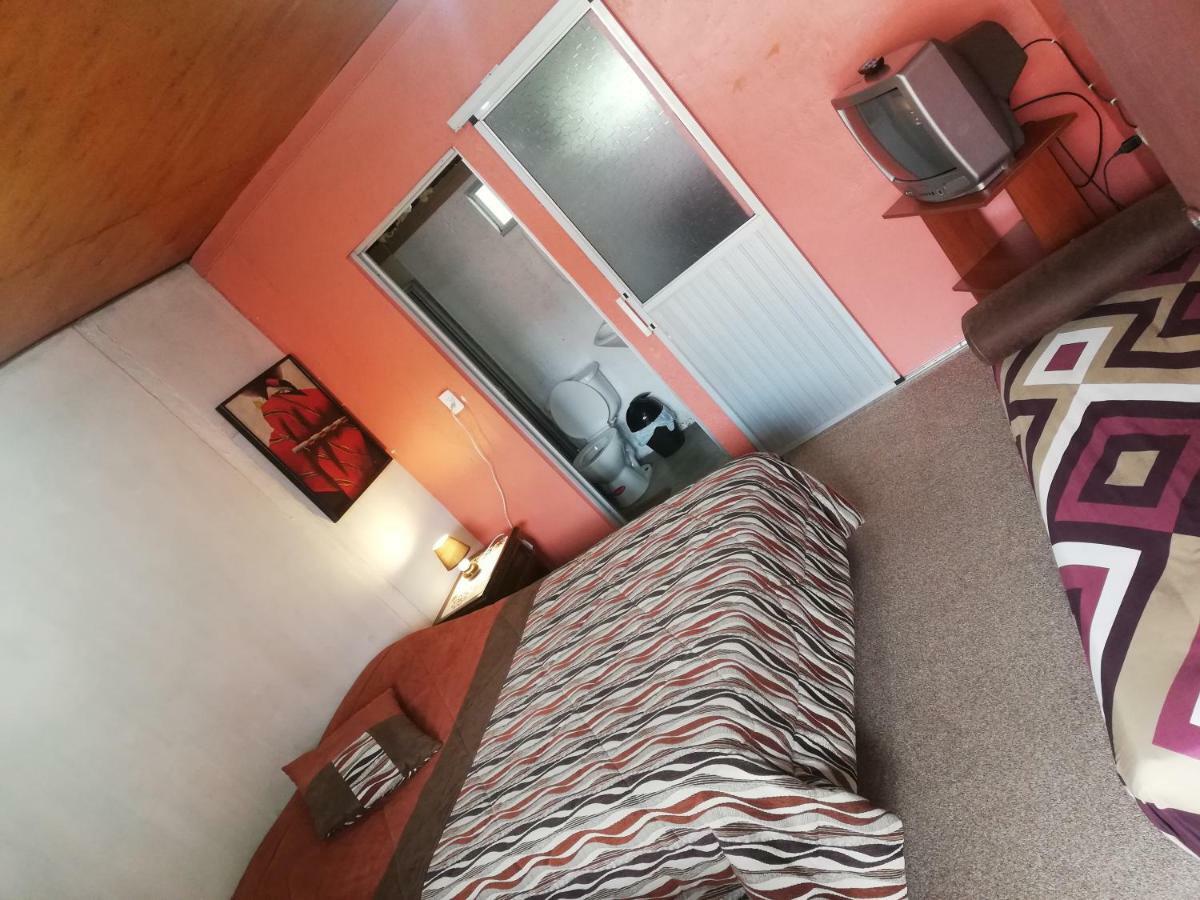 Montano Camping & Hostel Baños Dış mekan fotoğraf
