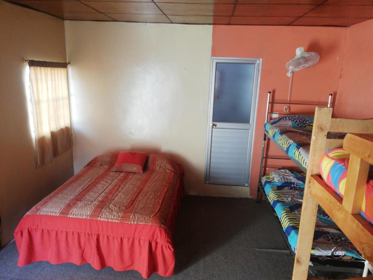 Montano Camping & Hostel Baños Dış mekan fotoğraf