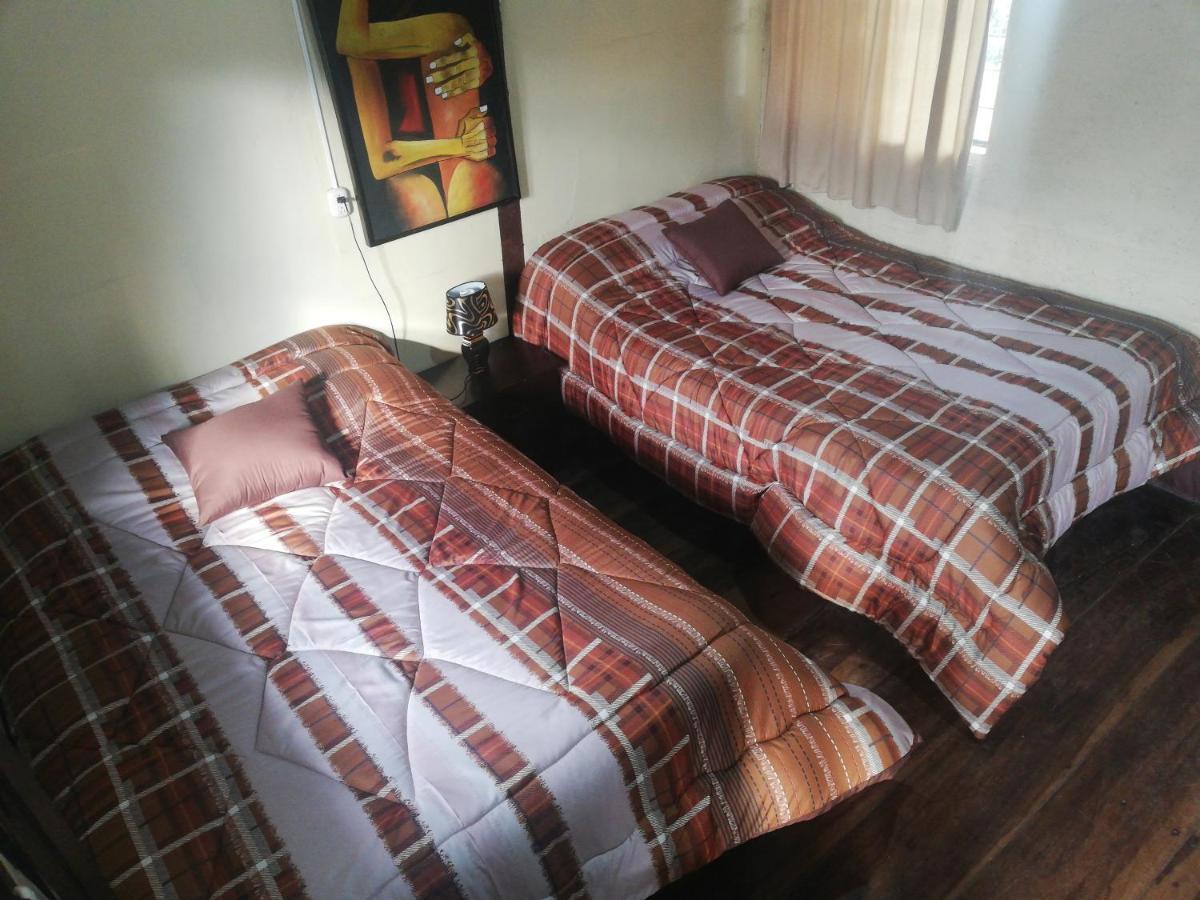 Montano Camping & Hostel Baños Dış mekan fotoğraf